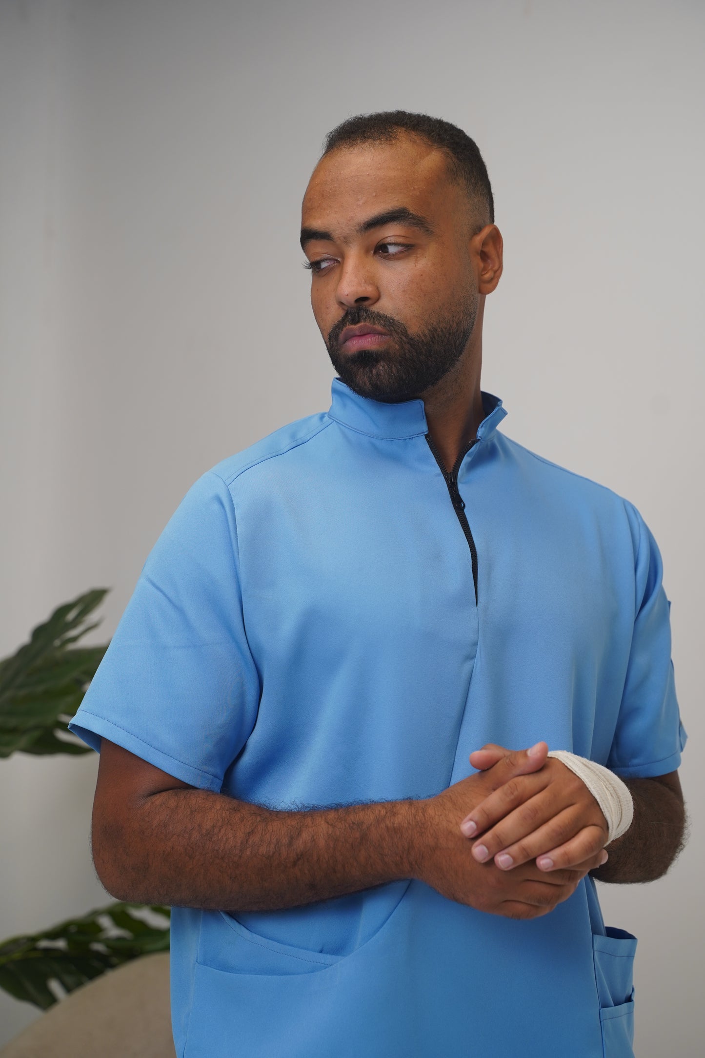 Unparalleled scrub in sky blue