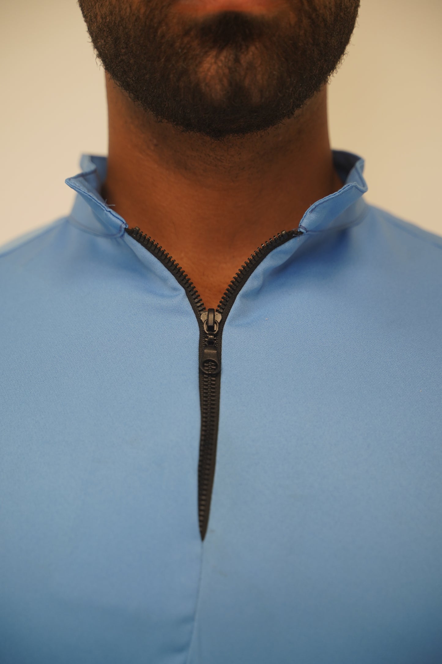Unparalleled scrub in sky blue