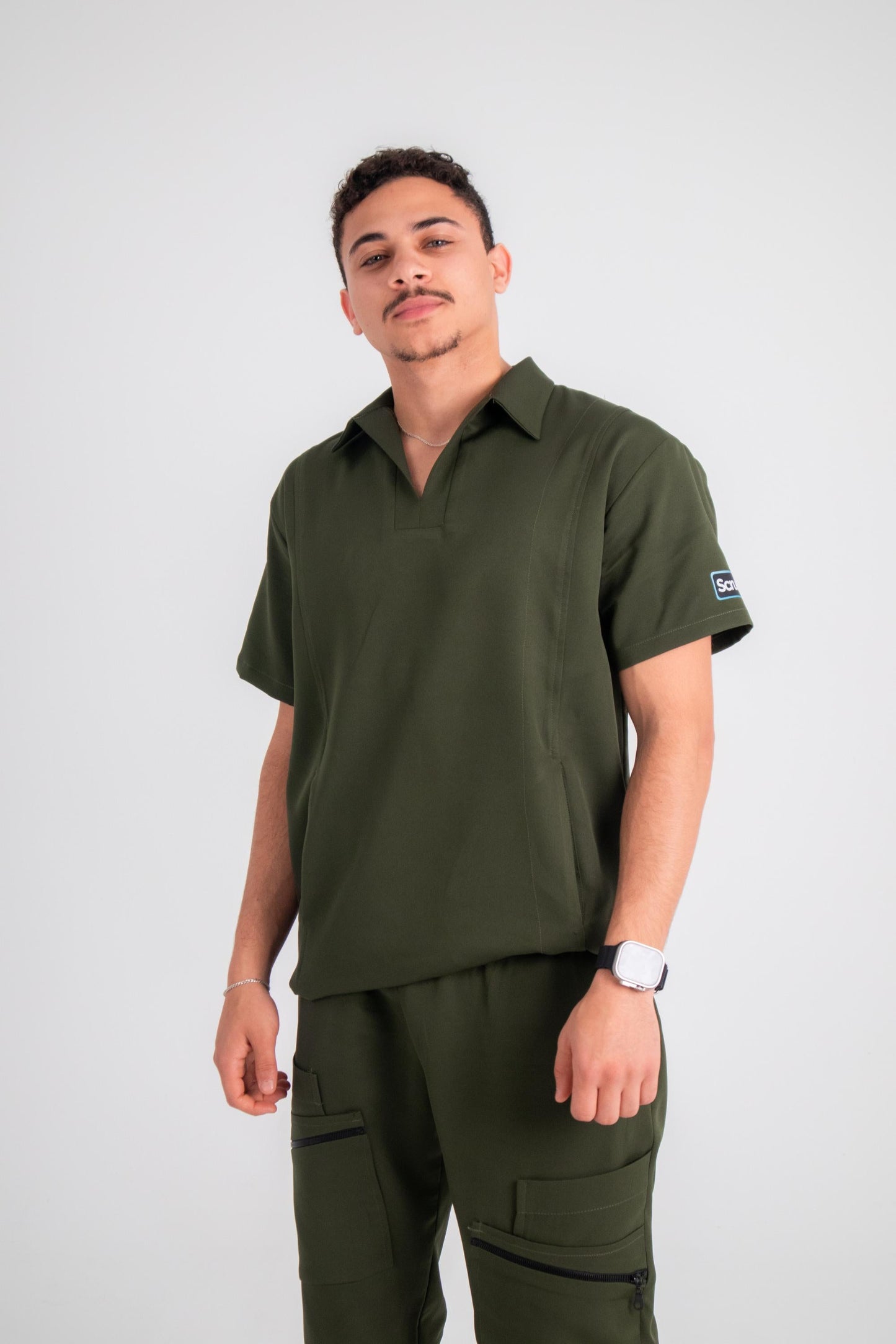 Elite male scrub in Olive Green
