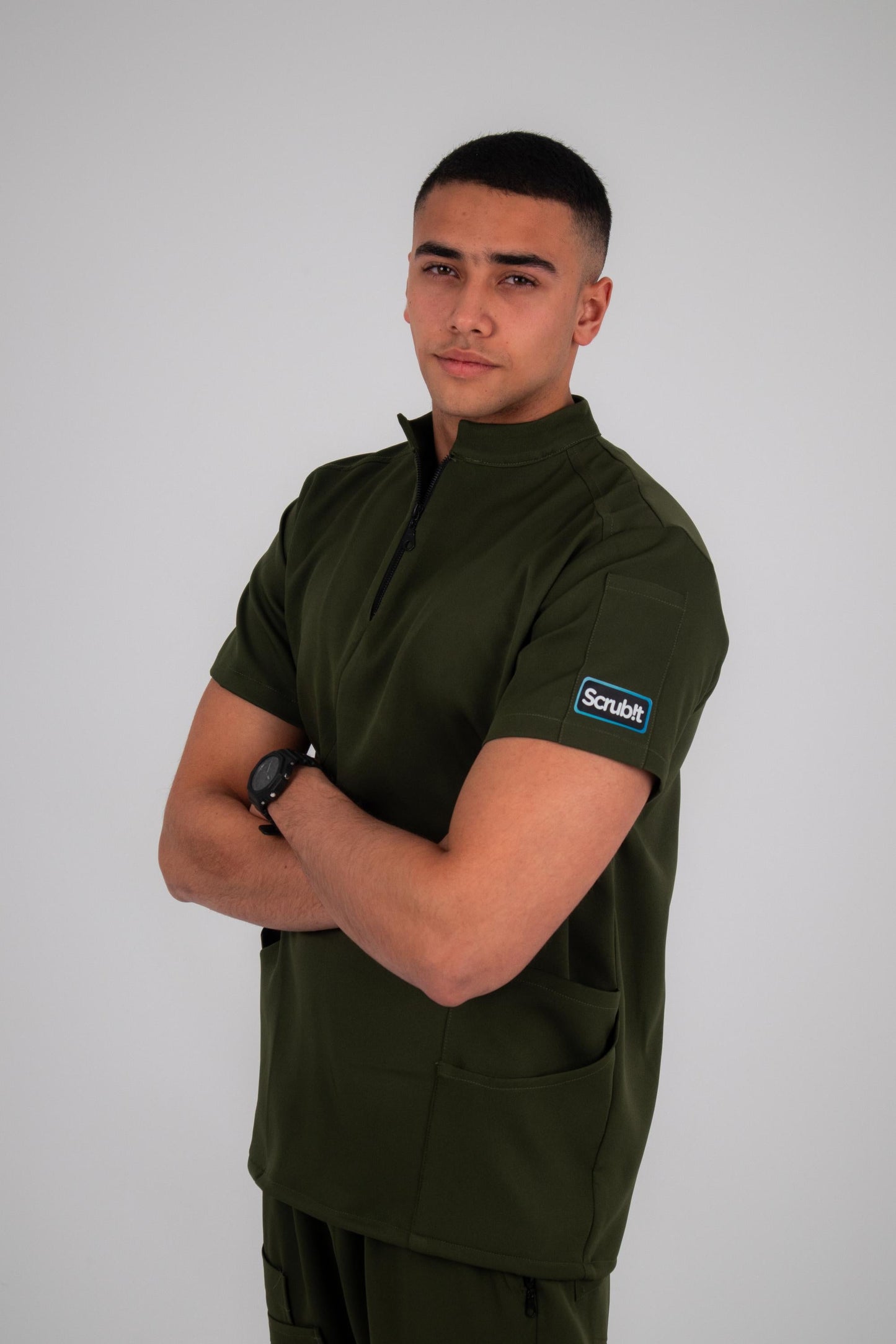 Unparalleled scrub in Olive Green