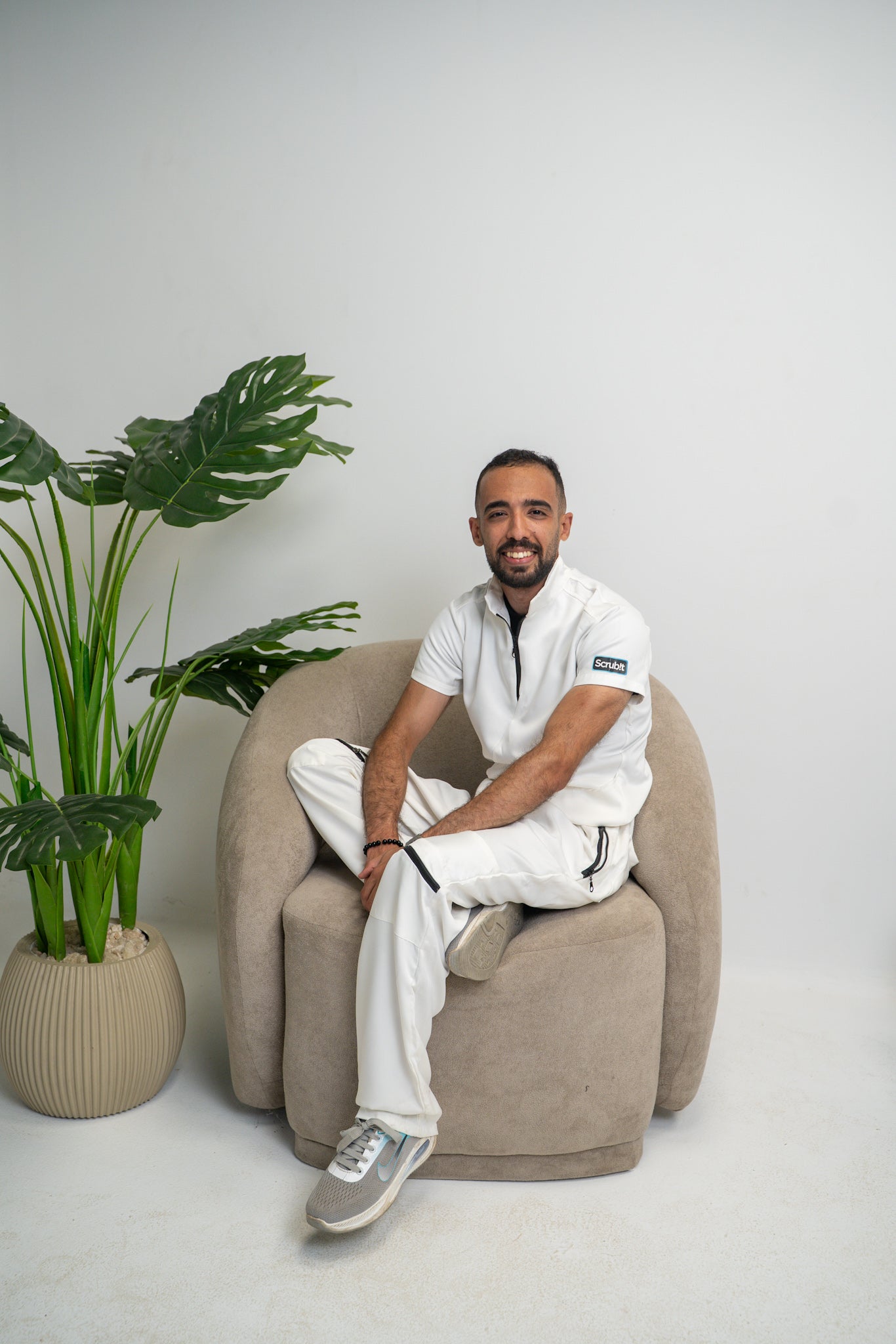 Unparalleled scrub in white (ft. Dr magdy nasser)