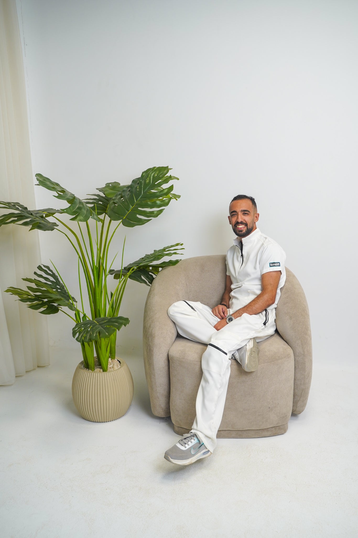 Unparalleled scrub in white (ft. Dr magdy nasser)